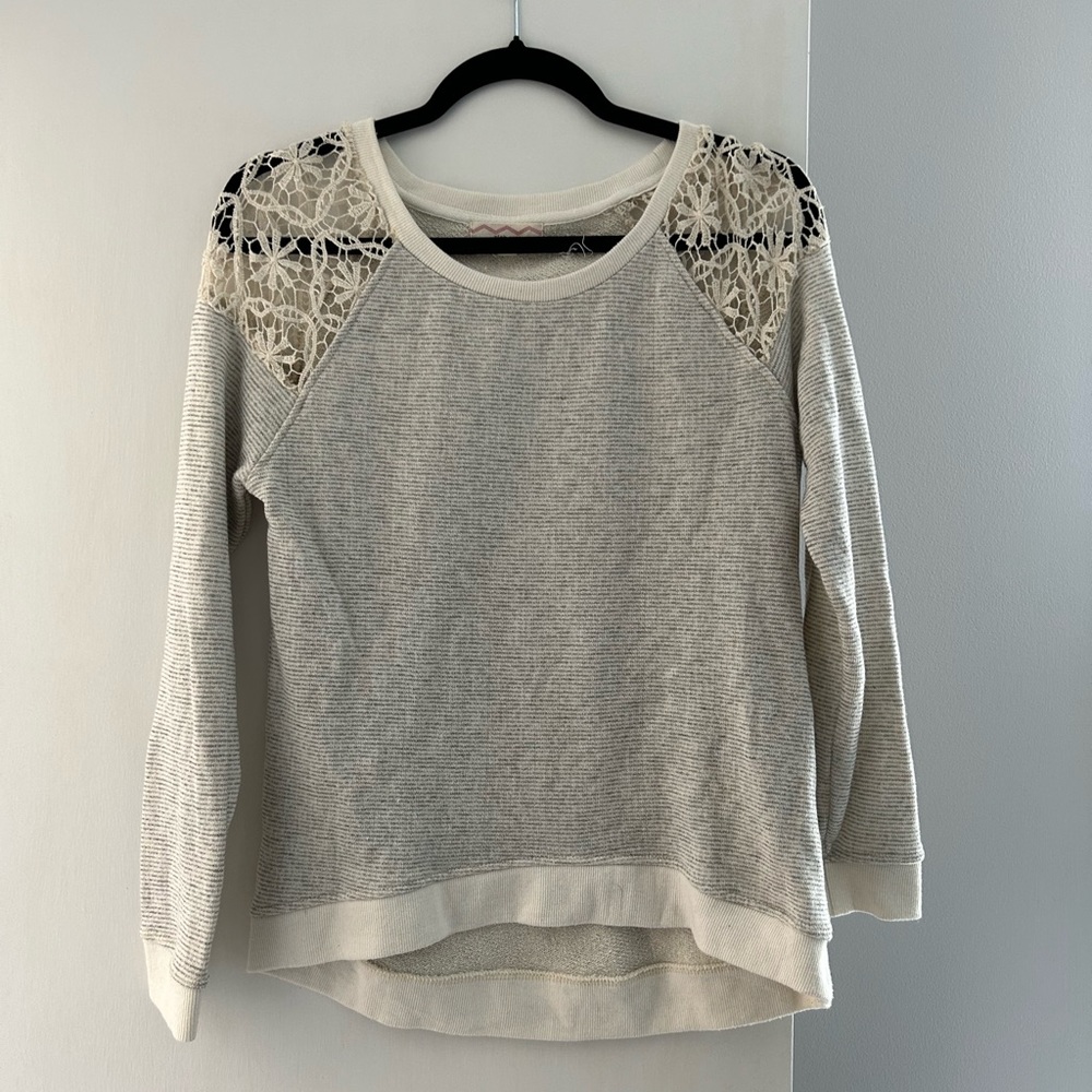 Opened Shoulder Sweater